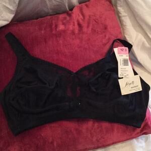 42d minimized black bra no underwire NWT